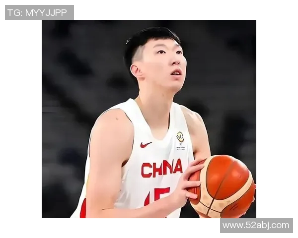 周琦被曝离队去美国训练，引发球迷猜测和关注